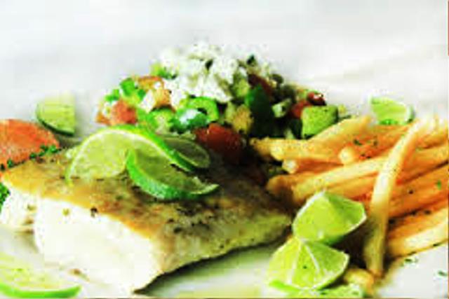 48. Corvina apanada papas